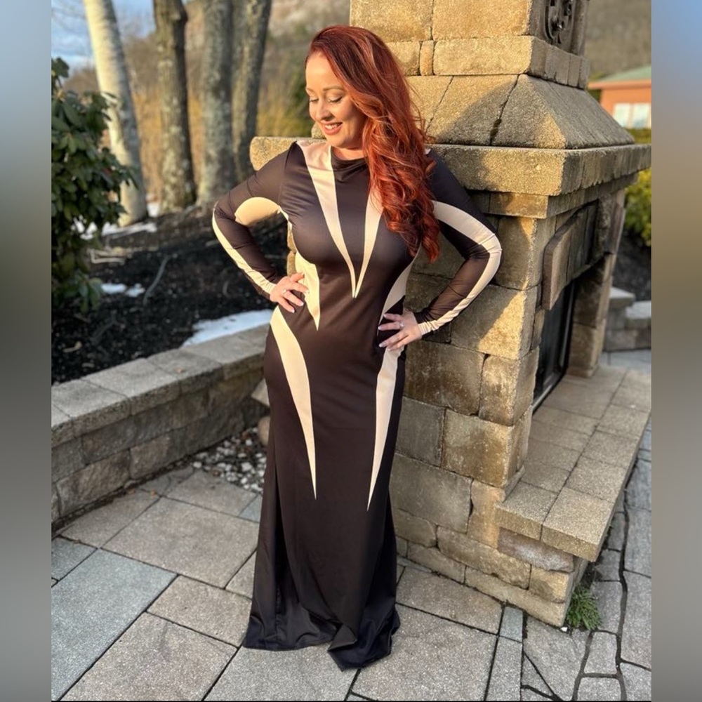 Elegant Black and Cream Long Sleeve Dress